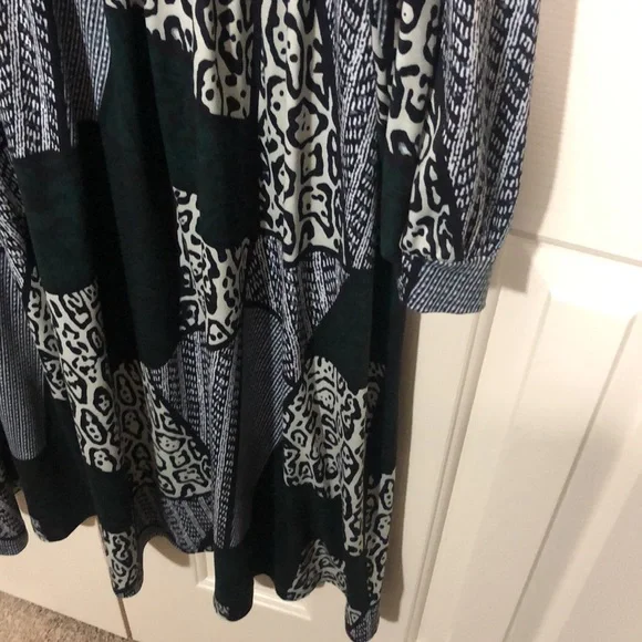 Lovely wash n go dress plus 4X - Picture 6 of 9